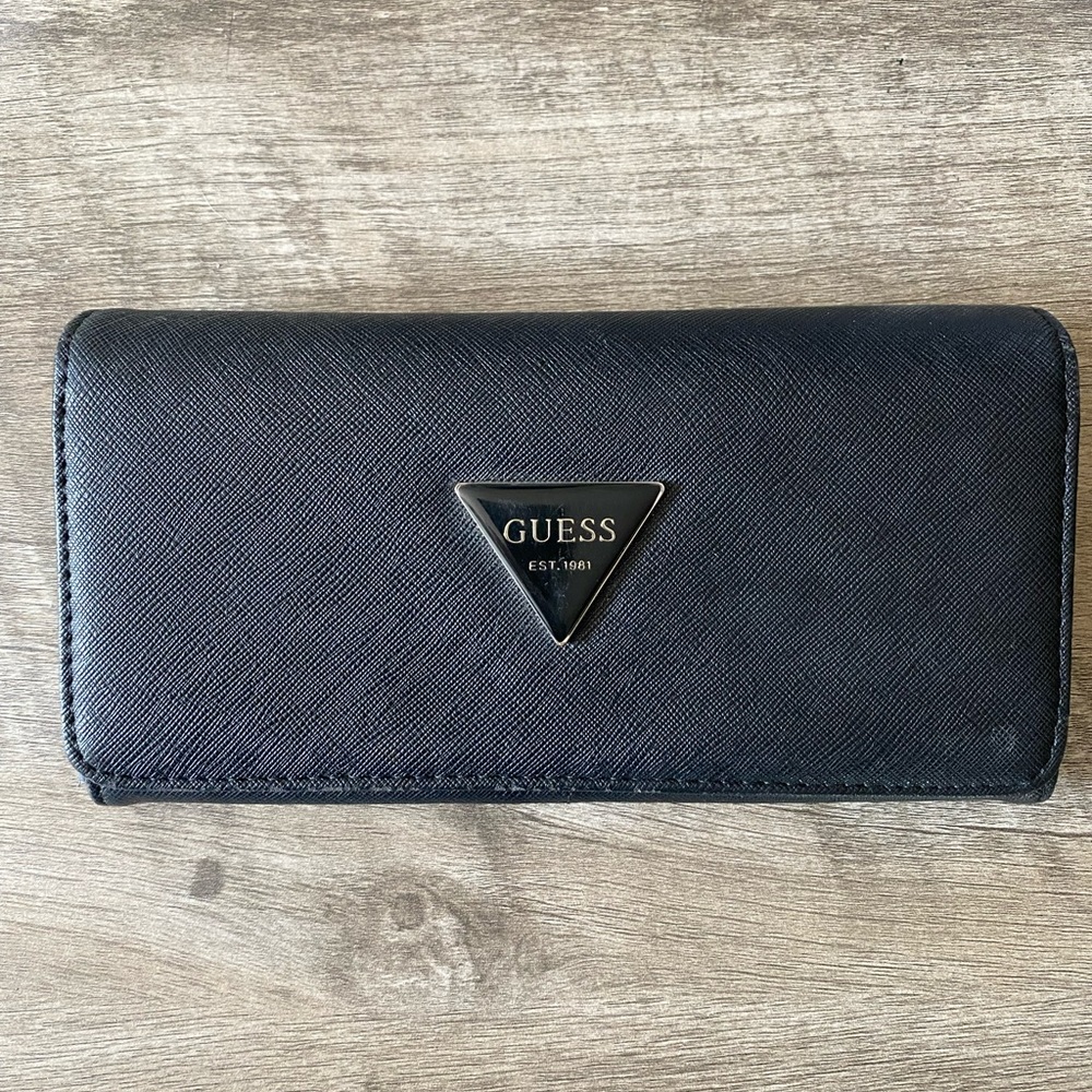 Guess wallet